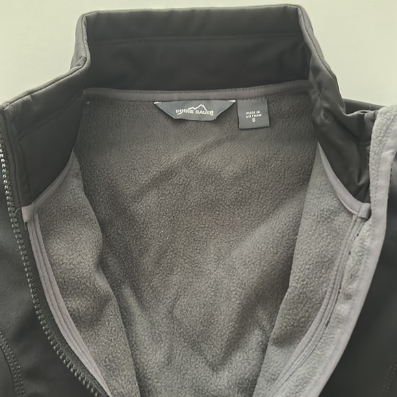 Eddie Bauer Women’s Soft Shell Jacket - Picture 4 of 5